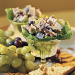 Chicken Salad With Grapes and Pecans