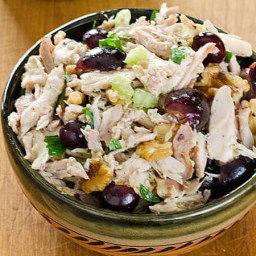 chicken-salad-with-grapes-and-walnuts-2223985.jpg
