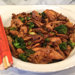Chicken Shitake Broccoli Stir-Fry
