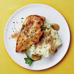 Chicken with Mashed Potatoes and Gravy