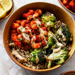 Chickpea and Broccoli Bowls with Creamy Garlic Sauce (Vegan)