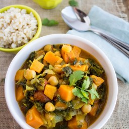Chickpea, sweet potato and kale curry