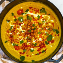 Chickpea Soup With Turmeric and Ginger | Lodge Cast Iron