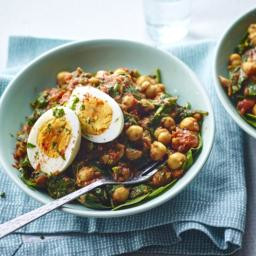 Chickpea, spinach and egg curry