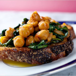 Chickpeas With Baby Spinach