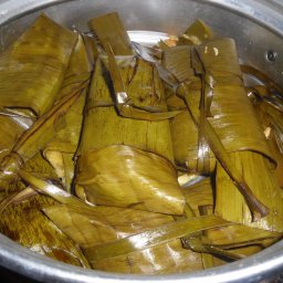 Chilahuates (Banana Leaf Wrapped Tamales)
