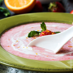 chilled-strawberry-coconut-soup-1945364.jpg