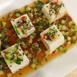 Chilled Tofu & Herb Salad ยำเต้าหู้เย็น (yum tao hu yen)