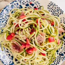chilled-zucchini-noodle-and-prosciutto-salad-with-sunflower-seeds-1445911.jpg
