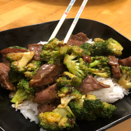 chinese-beef-with-broccoli-6103f2d750e3096c29b1db14.jpg