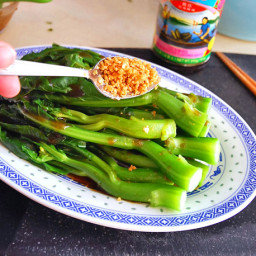 Chinese Broccoli With Oyster Sauce and Fried Garlic Recipe