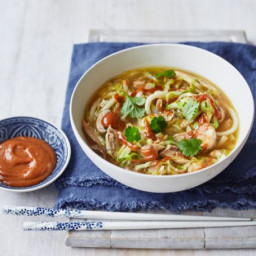 Chinese chicken noodle soup with peanut sauce