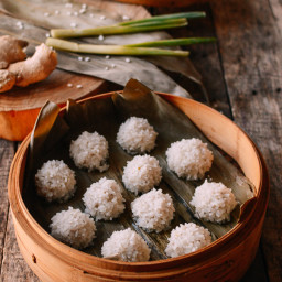 Chinese Pearl Meatballs with Sticky Rice (珍珠丸子)