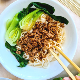 Chinese pork mince noodles