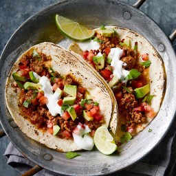 chipotle-beef-tacos-with-tomato-avocado-pico-de-gallo-2396901.jpg