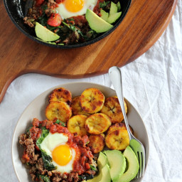 Chipotle Taco Breakfast Skillet Bake {Paleo and Whole30}