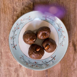 chocolate-almond-keto-fat-bomb-ff9f19-4c90061004d47f19d59228b0.jpg
