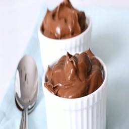 chocolate-avocado-pudding-40794683dbd68e970a7294d1.jpg