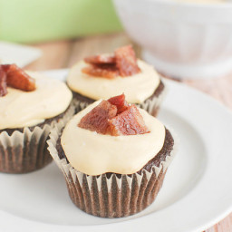 Chocolate-Bacon Cupcakes with Dulce de Leche Frosting