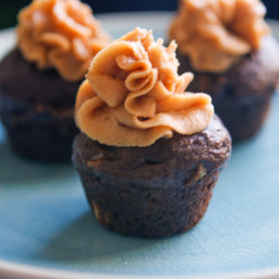 Chocolate Banana Mini Cupcakes with Peanut Butter Frosting