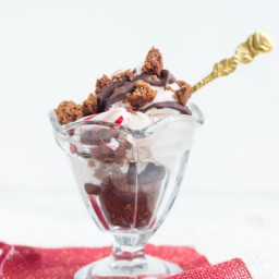 chocolate-candy-cane-ice-cream-sundae-1661155.jpg