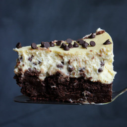 Chocolate Chip Brownie Cheesecake
