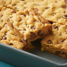 Chocolate Chip-Caramel-Pudding Cookie Bars