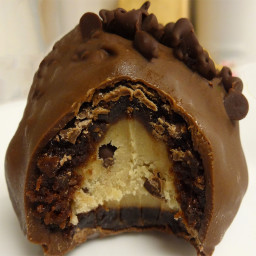 chocolate-chip-cookie-dough-brownie-24.jpg