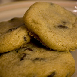 chocolate-chip-cookies-soft-and-cak.jpg
