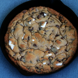Chocolate Chip, Marshmallow and Nutella Skillet Cookie