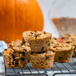 Chocolate Chip Pumpkin Spice Muffins for Healthy Holiday Treats!