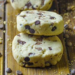 Chocolate Chip Shortbread Cookies with Peanut Butter