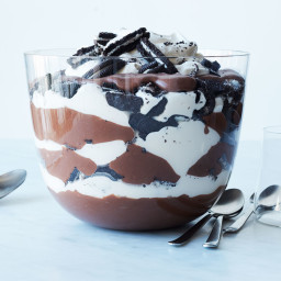 Chocolate-Cookie Crunch Trifle