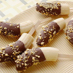 chocolate-covered-banana-pops-3f2727.jpg