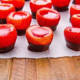 Chocolate-Covered Strawberry Jell-O Shots