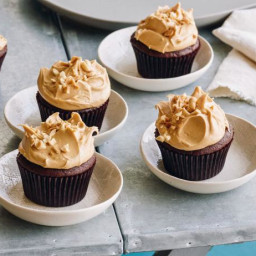 Chocolate Cupcakes and Peanut Butter Icing