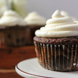 Chocolate Cupcakes with Whipped Cream Cheese Frosting (THM-S, Low Carb, Sug