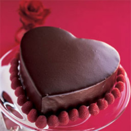chocolate-heart-layer-cake-with-chocolate-cinnamon-mousse-2054143.jpg