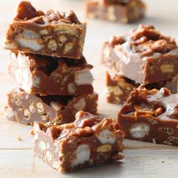 chocolate-marshmallow-peanut-butter-squares-2269825.jpg