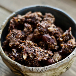 Chocolate nut granola Recipe