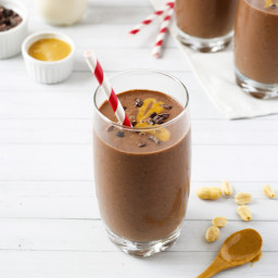 Chocolate Peanut Butter Cup Smoothie with Black Beans