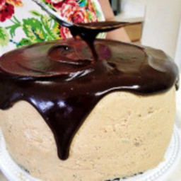 Chocolate & Peanut Butter Dream Cake
