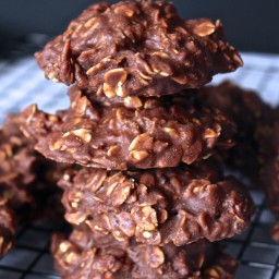 Chocolate Peanut Butter No-Bakes