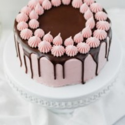 Chocolate Raspberry Sweetheart Cake
