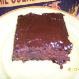 chocolate-sheet-cake-2.jpg