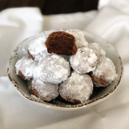 Chocolate Snowball Cookies (Keto, Low Carb)