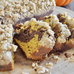 Chocolate Swirled Pumpkin Bread with Spiced Crumble