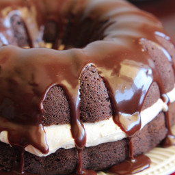 Chocolate Whoopie Pie Cake