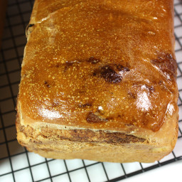 cinnamon-raisin-bread-1761426.jpg