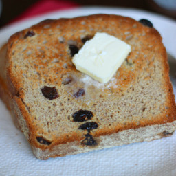 cinnamon-raisin-english-muffin-bread-2078087.jpg